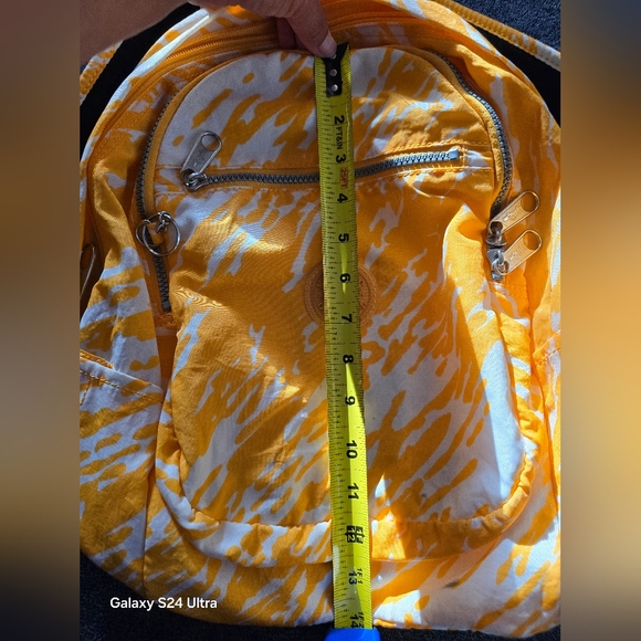 Kipling Backpack 💛 🎒 - Picture 13 of 16